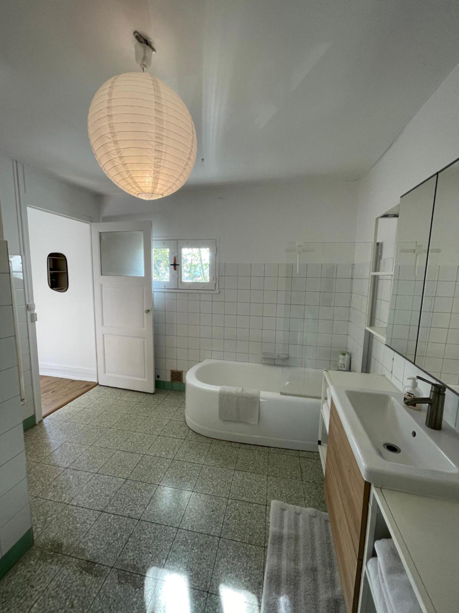 Maison A Avec Jardin Privatif Dans Domaine Des Crozes فيين المظهر الخارجي الصورة